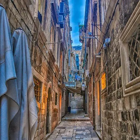 Victoria * Dubrovnik