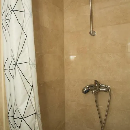 Victoria Apartment